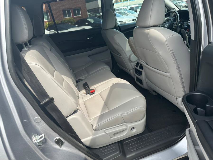Used 2021 Honda Pilot Special Edition image 14