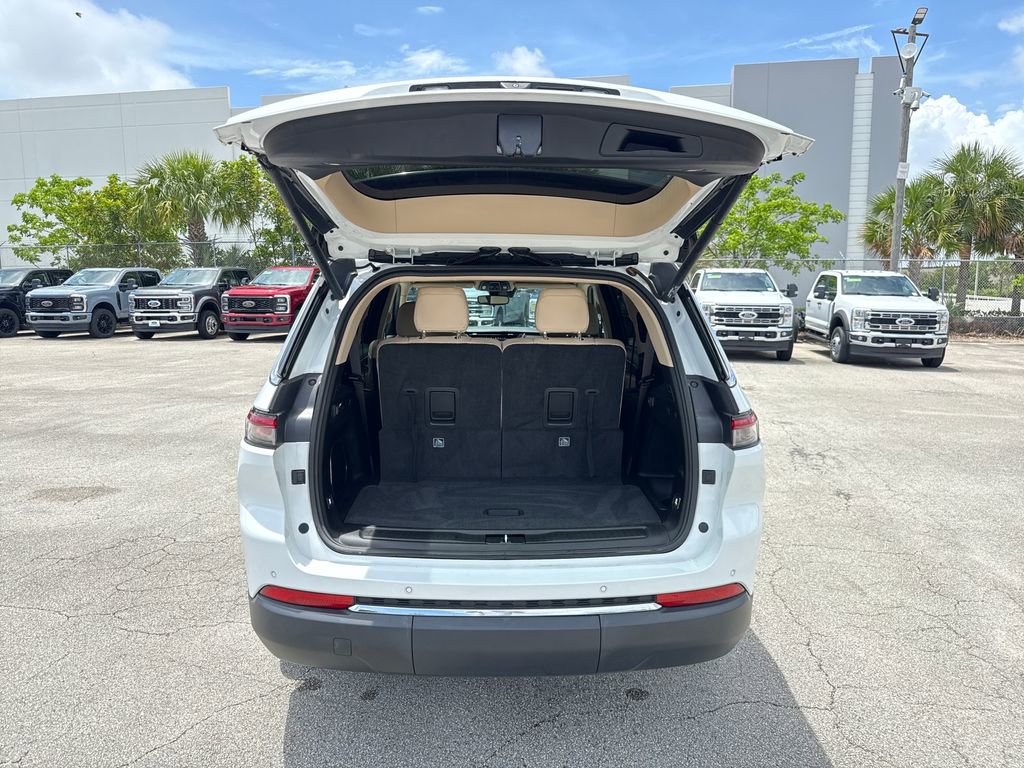 Used 2021 Jeep Grand Cherokee L Limited RWD image 29