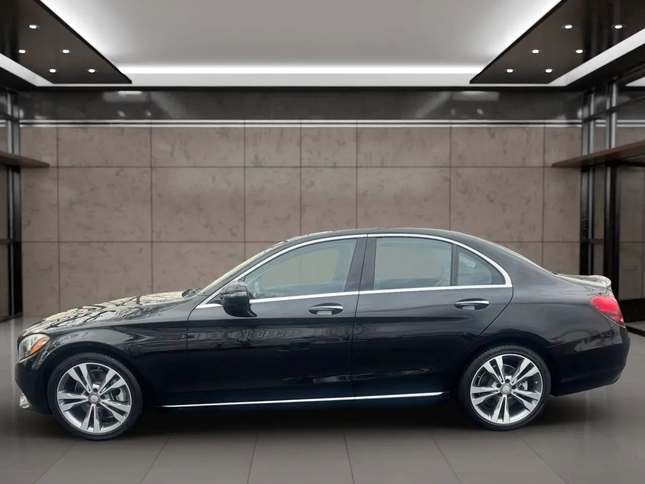 Used 2017 Mercedes-Benz C 300 Sedan image 3