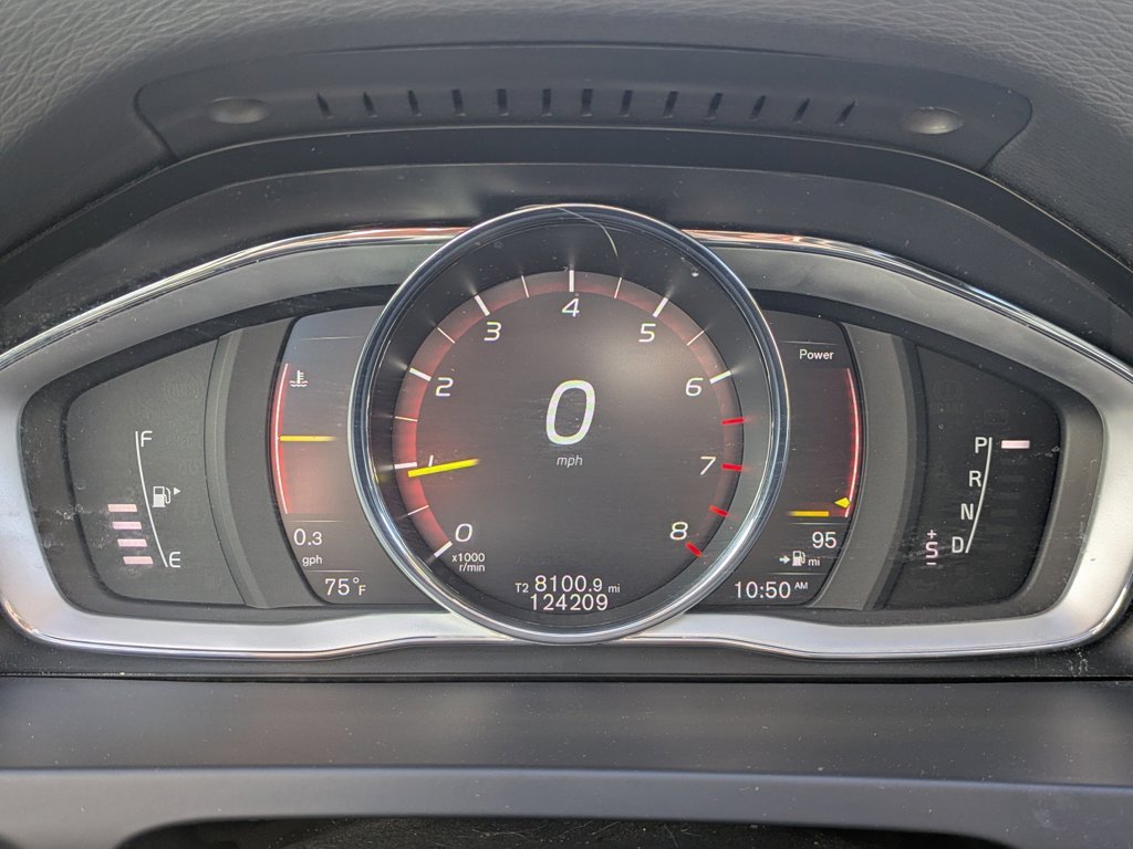 Used 2018 Volvo V60 T5 Cross Country AWD/4WD image 27