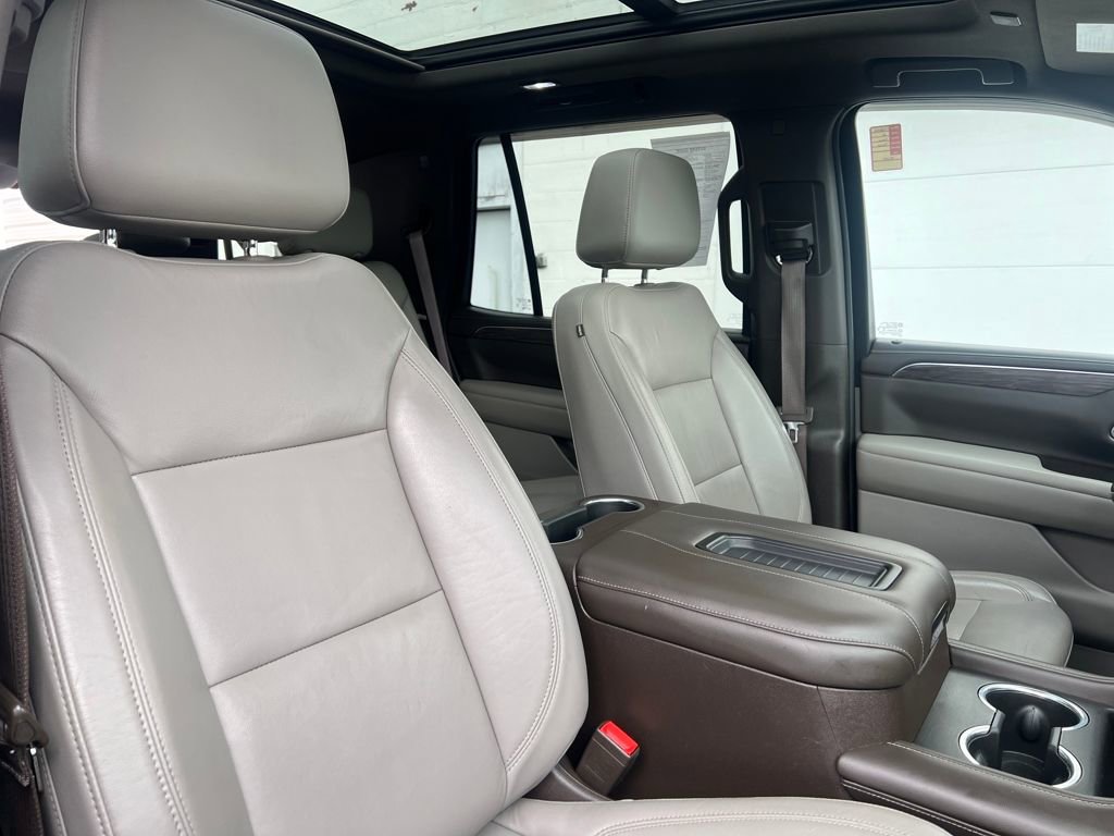 Used 2021 Chevrolet Tahoe Z71 w/ Z71 Signature Package AWD/4WD image 46