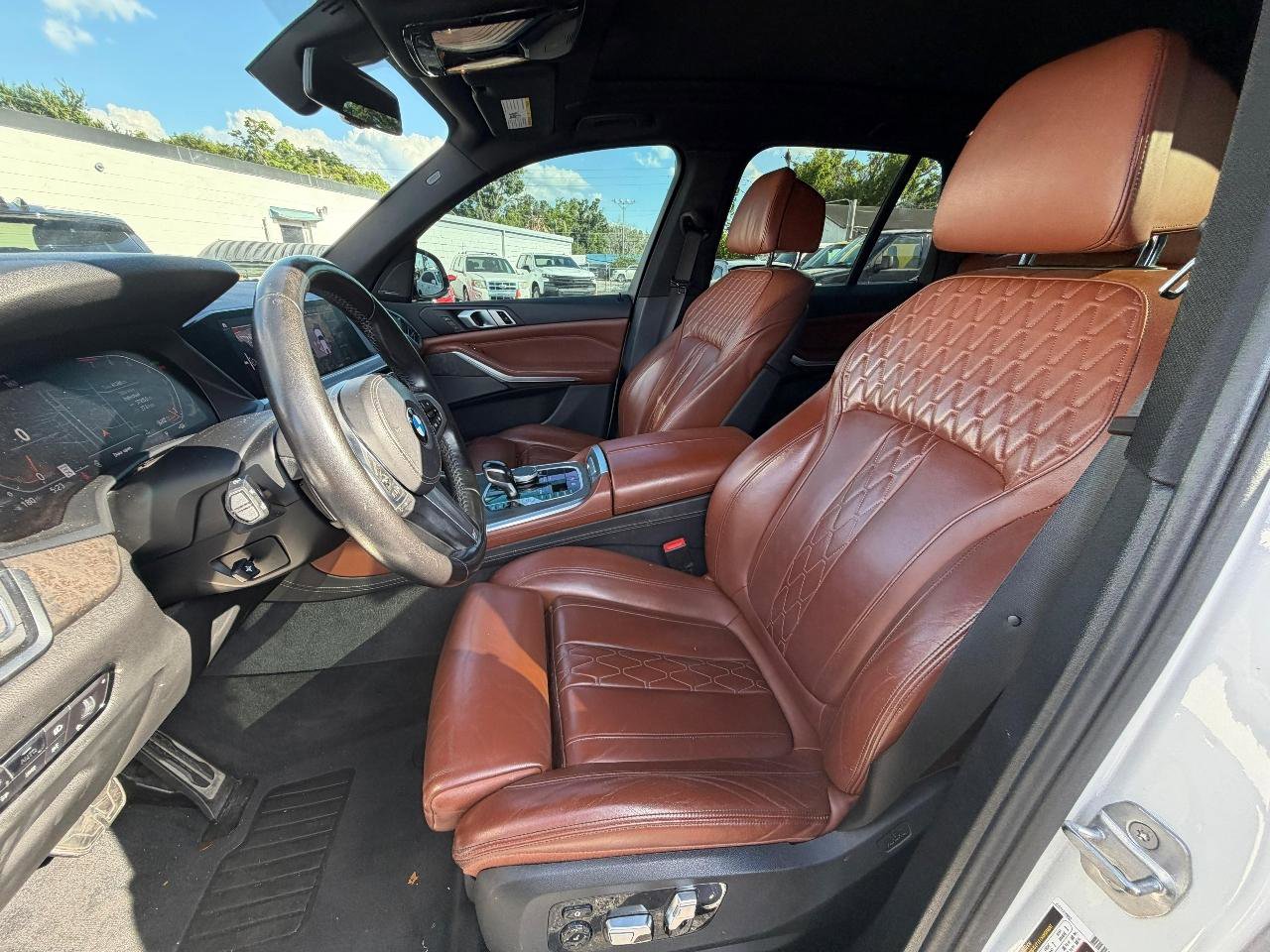 Used 2019 BMW X5 xDrive40i w/ M Sport Package AWD/4WD image 11