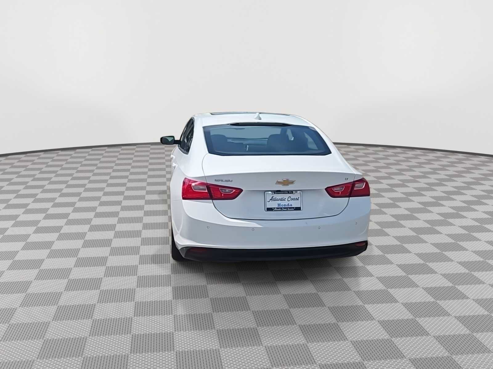 Used 2024 Chevrolet Malibu LT FWD image 7