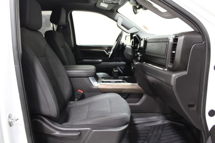 Used 2024 Chevrolet Silverado 1500 LT Trail Boss w/ Protection Package image 25