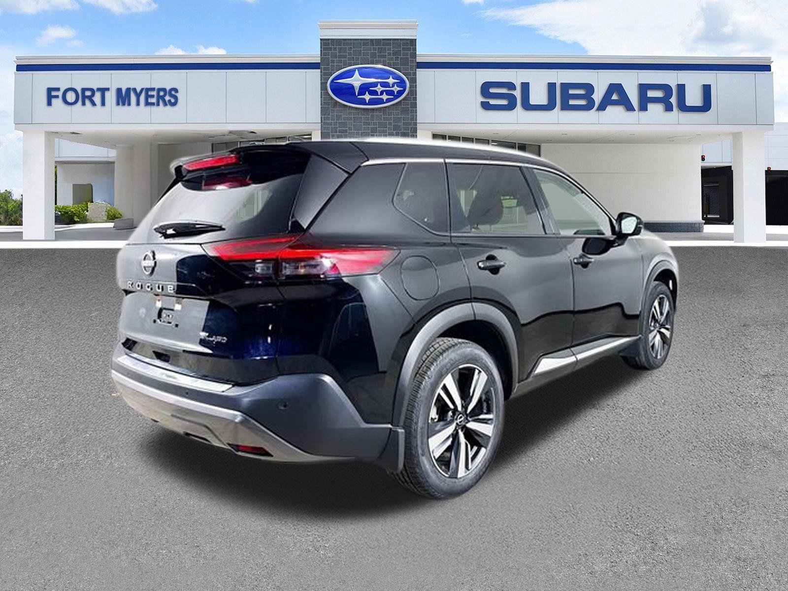 Used 2023 Nissan Rogue SL AWD/4WD image 29