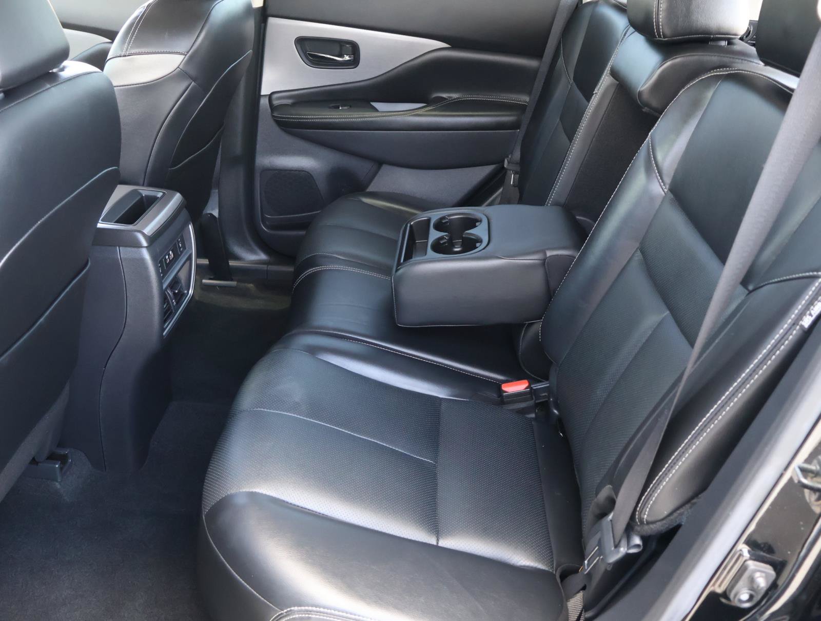 Used 2024 Nissan Murano SL FWD image 21