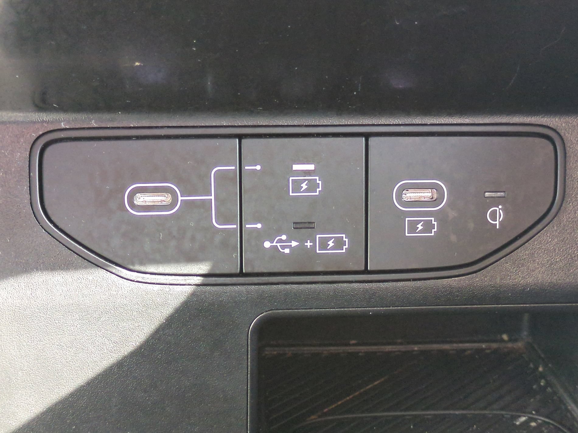 Used 2024 Kia Sorento S AWD/4WD image 22