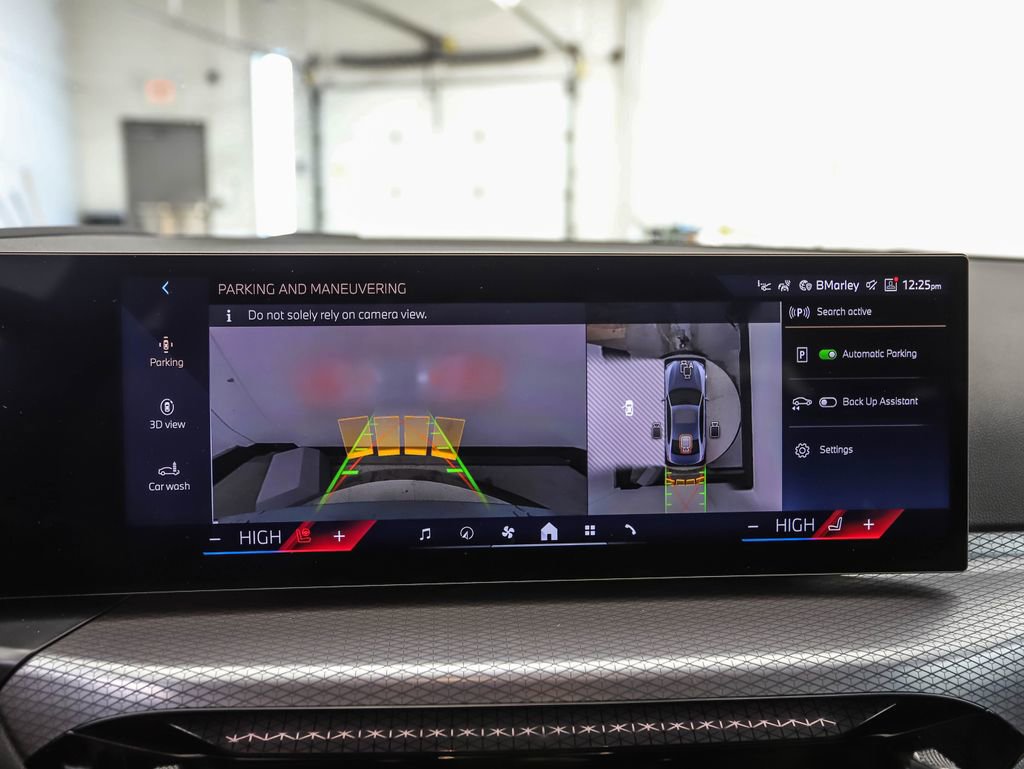 New 2026 BMW 330i xDrive Sedan w/ Premium Package image 19