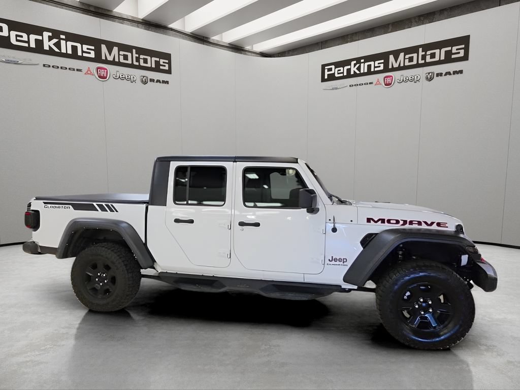Used 2022 Jeep Gladiator Mojave w/ Trailer Tow Package AWD/4WD image 6