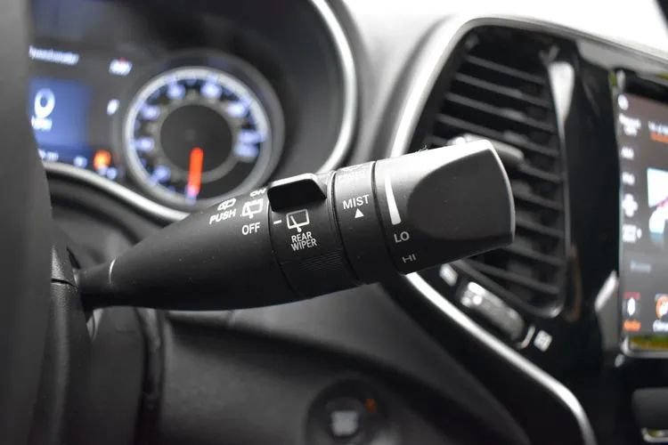 Used 2020 Jeep Cherokee Limited AWD/4WD image 26