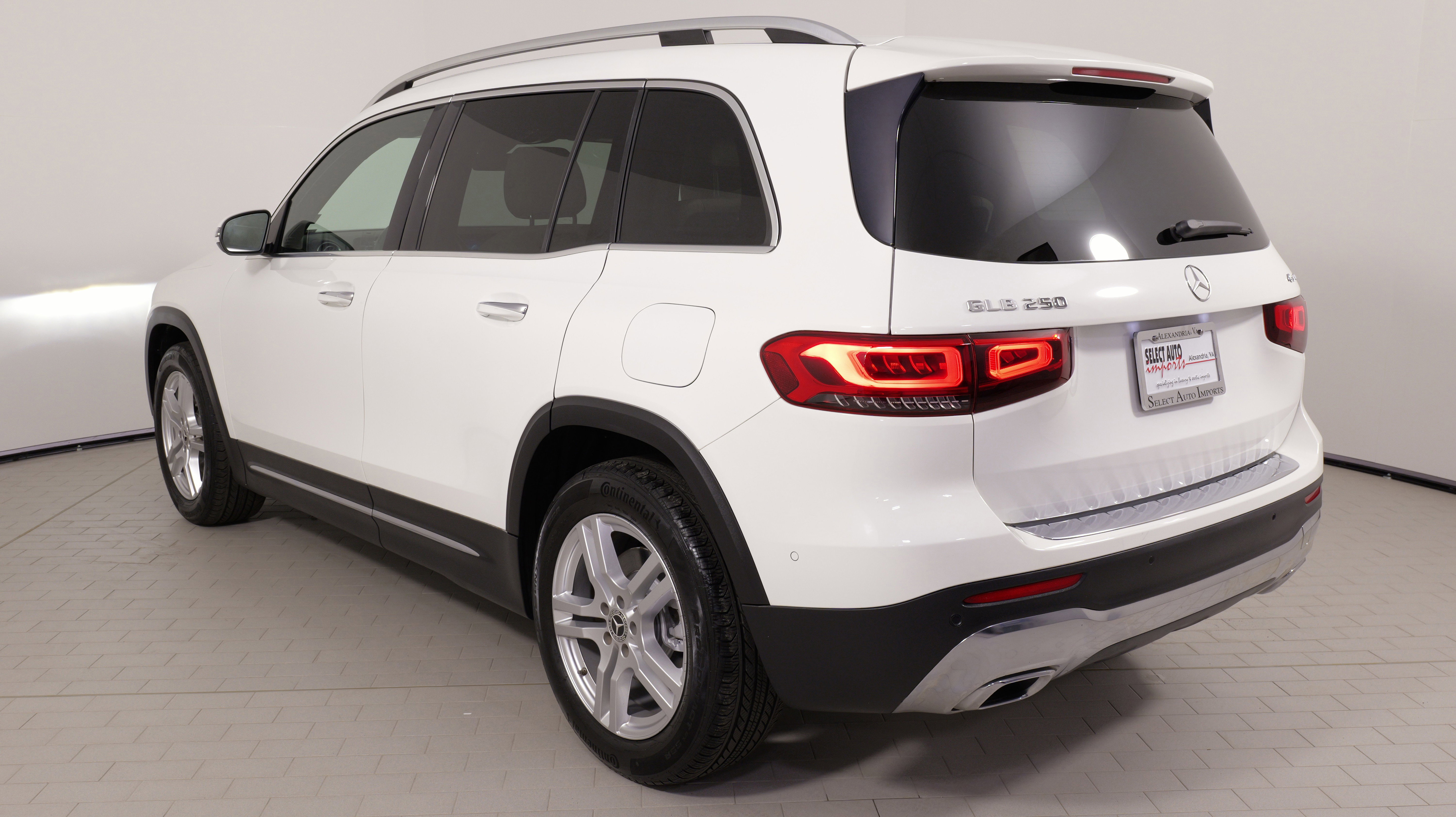 Used 2022 Mercedes-Benz GLB 250 4MATIC image 15