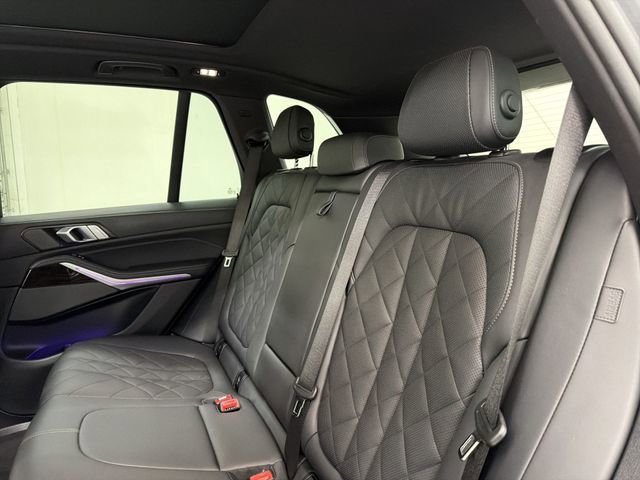 Used 2024 BMW X5 xDrive50e image 18