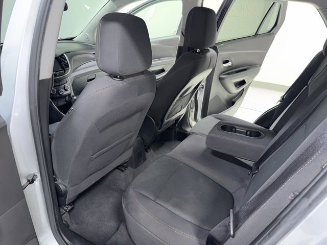 Used 2017 Chevrolet Trax LS w/ Fleet Convenience Package FWD image 24