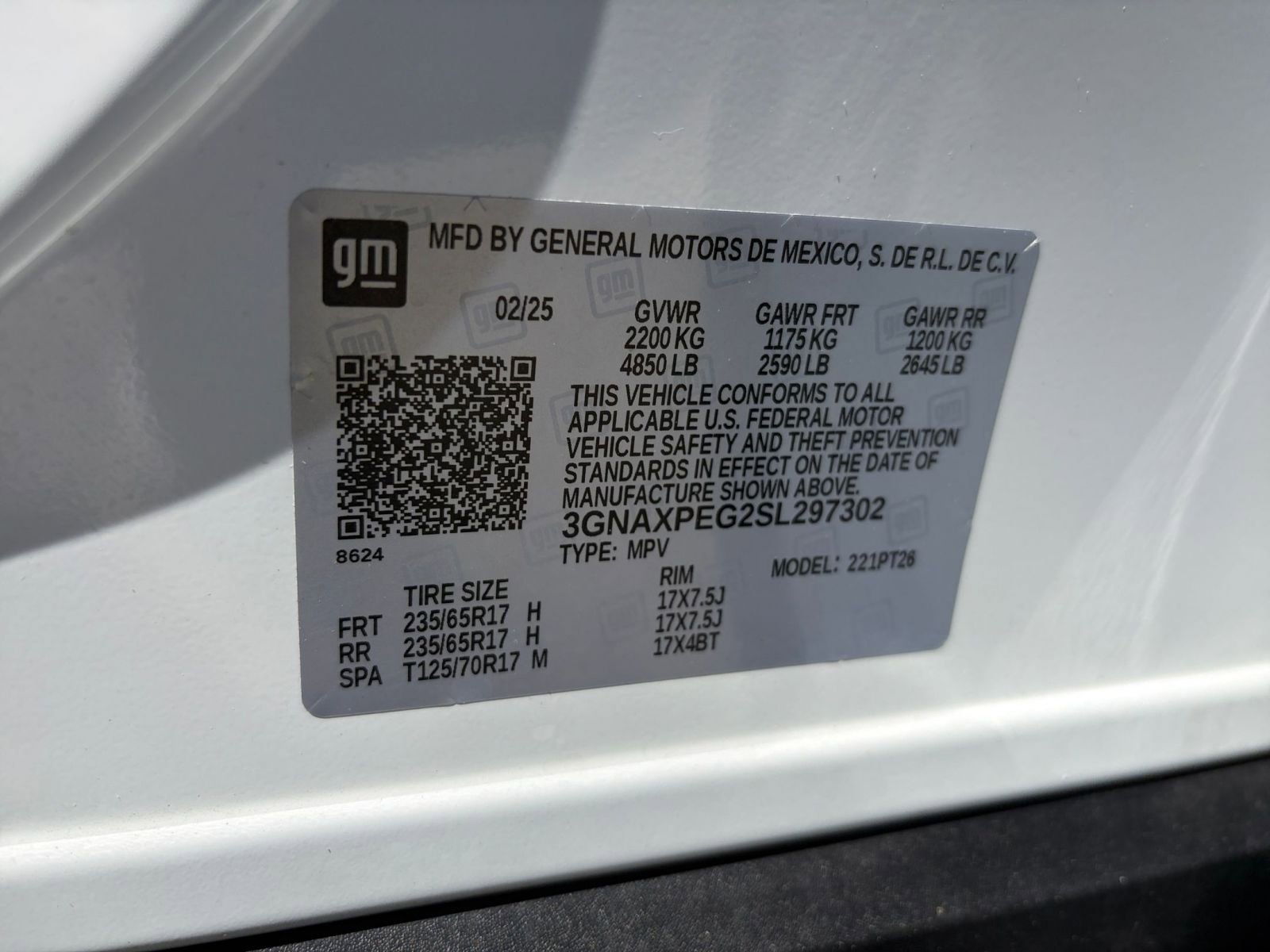 Used 2025 Chevrolet Equinox LT AWD/4WD image 29
