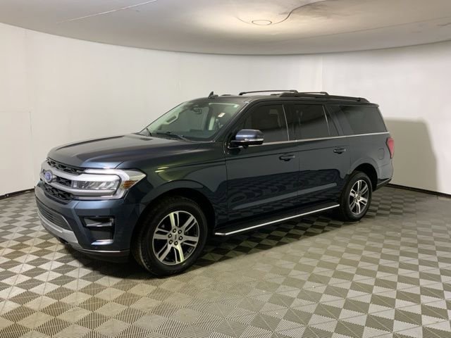 Used 2023 Ford Expedition Max XLT image 12