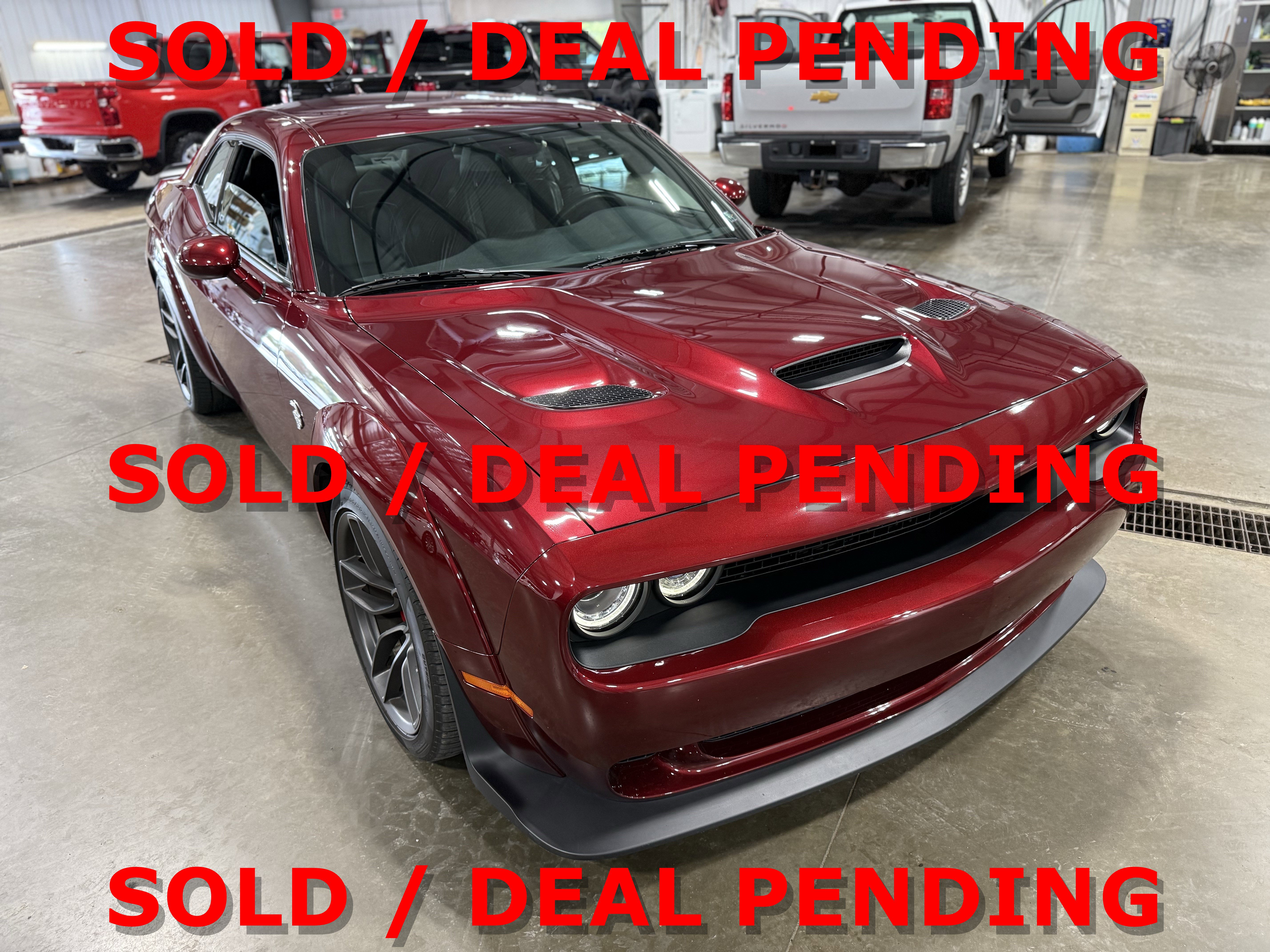 Used 2018 Dodge Challenger SRT Hellcat image 3