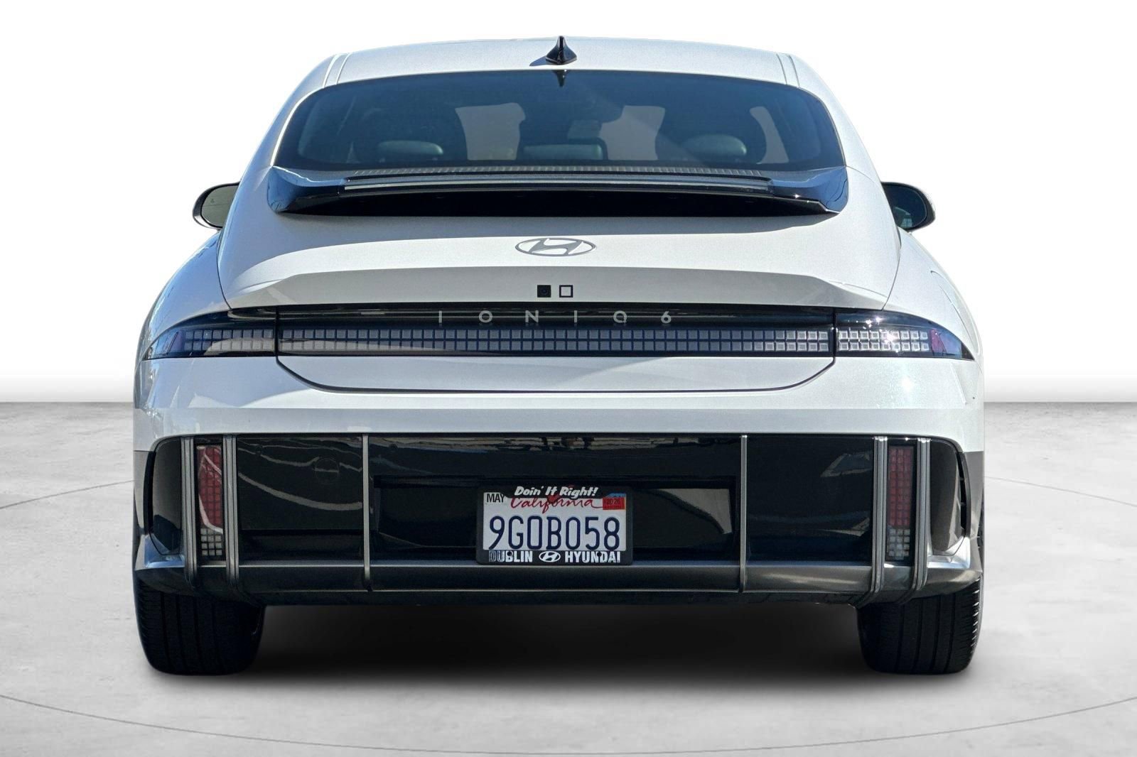 Used 2023 Hyundai Ioniq 6 SEL image 5