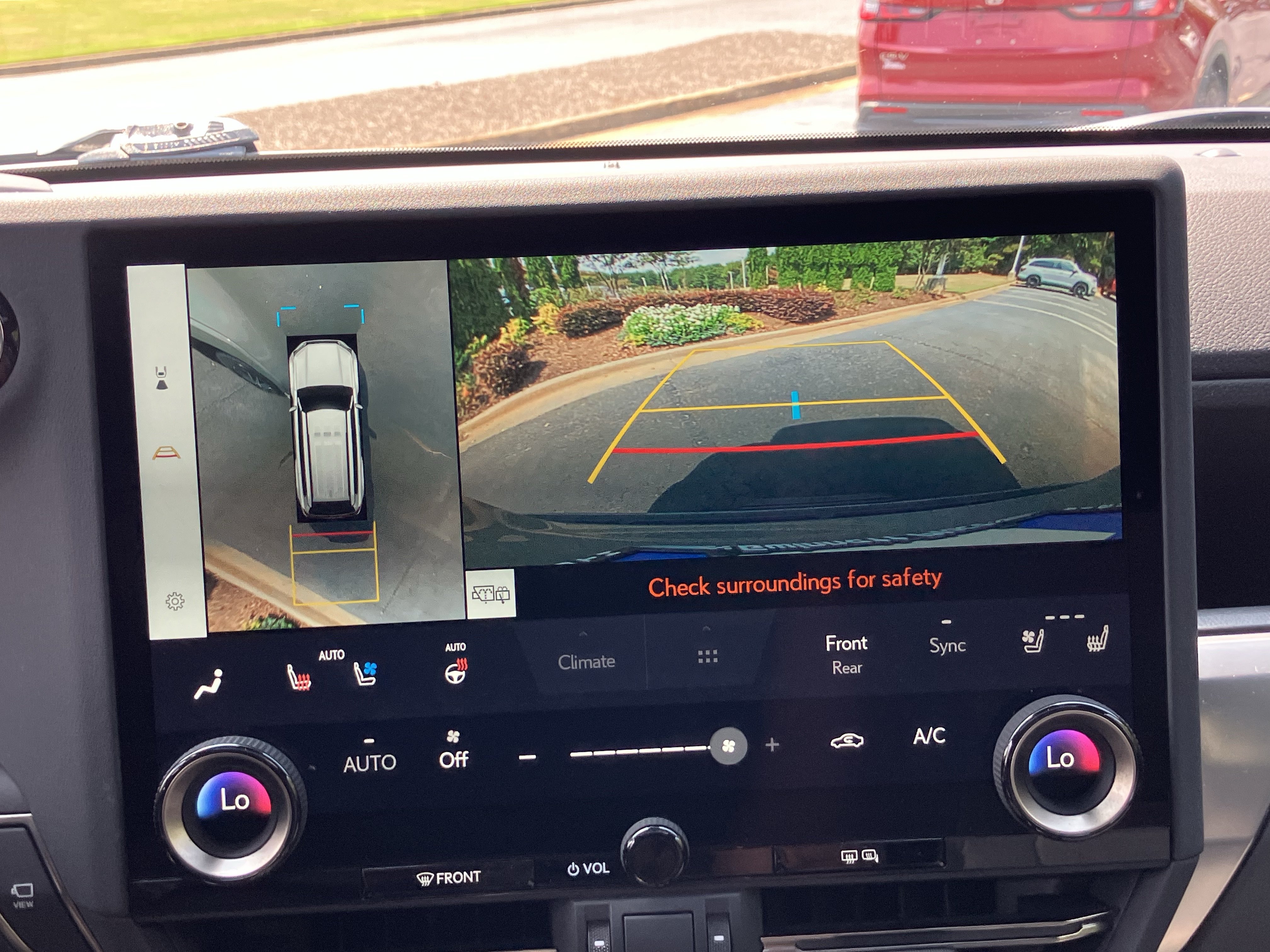 Used 2025 Lexus GX 550 w/ Accessory Package (2T) AWD/4WD image 28