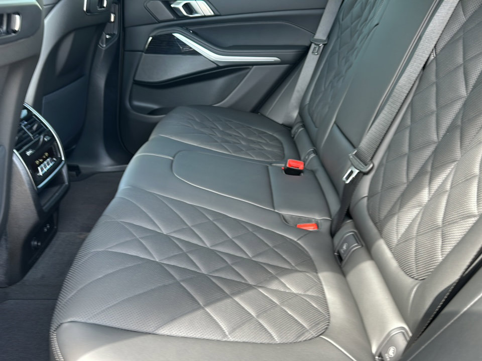New 2026 BMW X5 sDrive40i w/ M Sport Package RWD image 15