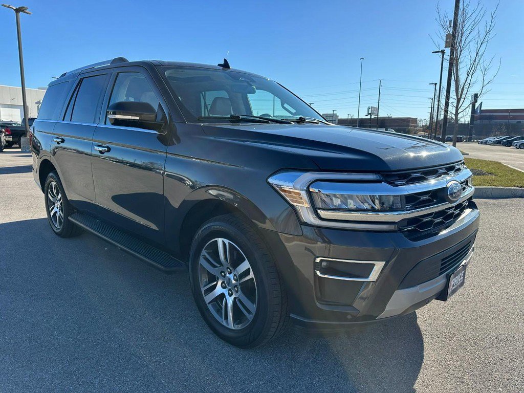 Used 2024 Ford Expedition Limited image 8