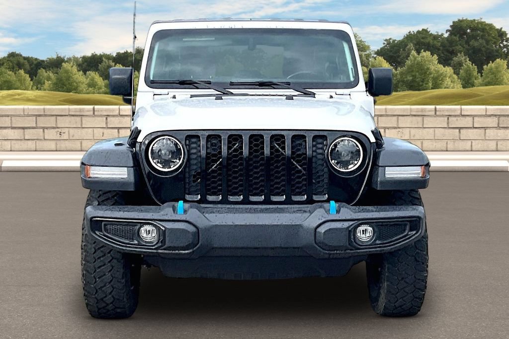 Used 2023 Jeep Wrangler Unlimited w/ Cold Weather Group AWD/4WD image 3