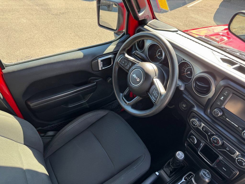 Used 2018 Jeep Wrangler Unlimited Sport AWD/4WD image 25