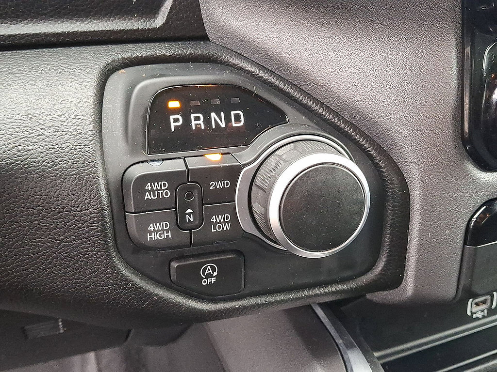 Used 2025 RAM 1500 Big Horn AWD/4WD image 18