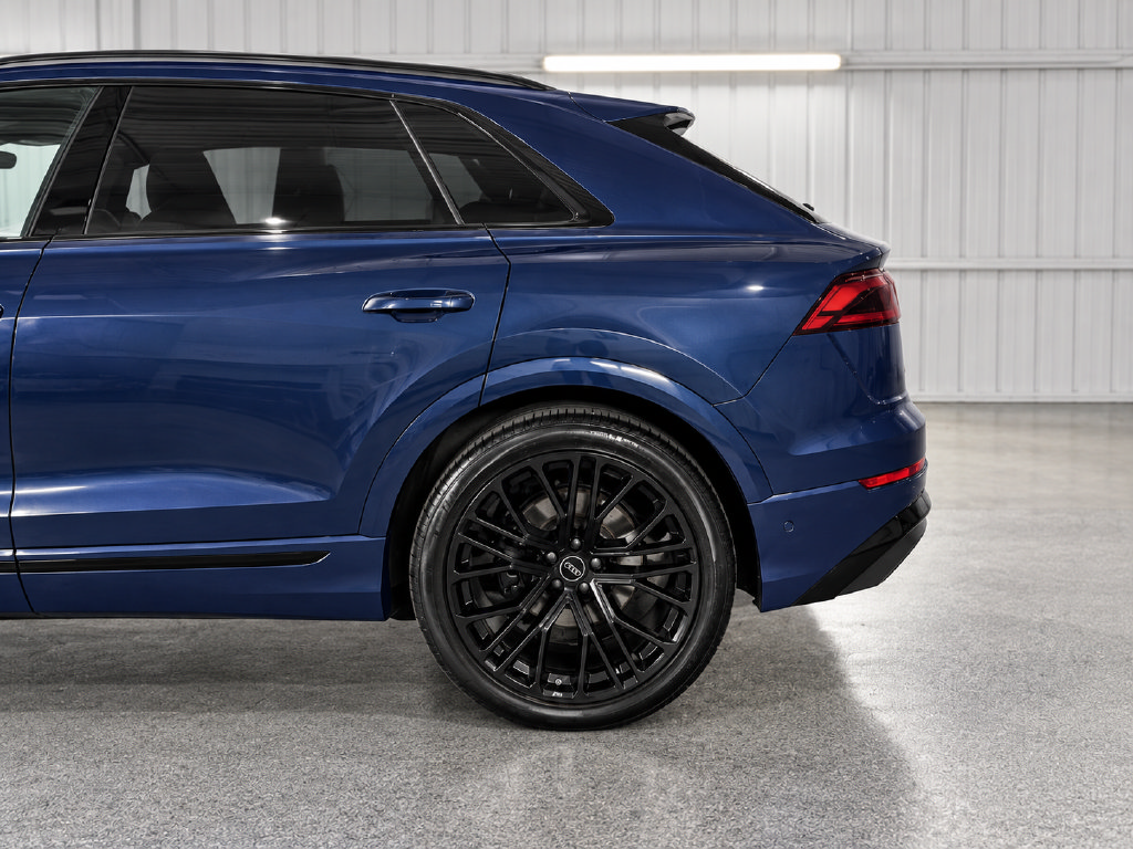 Used 2024 Audi SQ8 Premium Plus AWD/4WD image 12