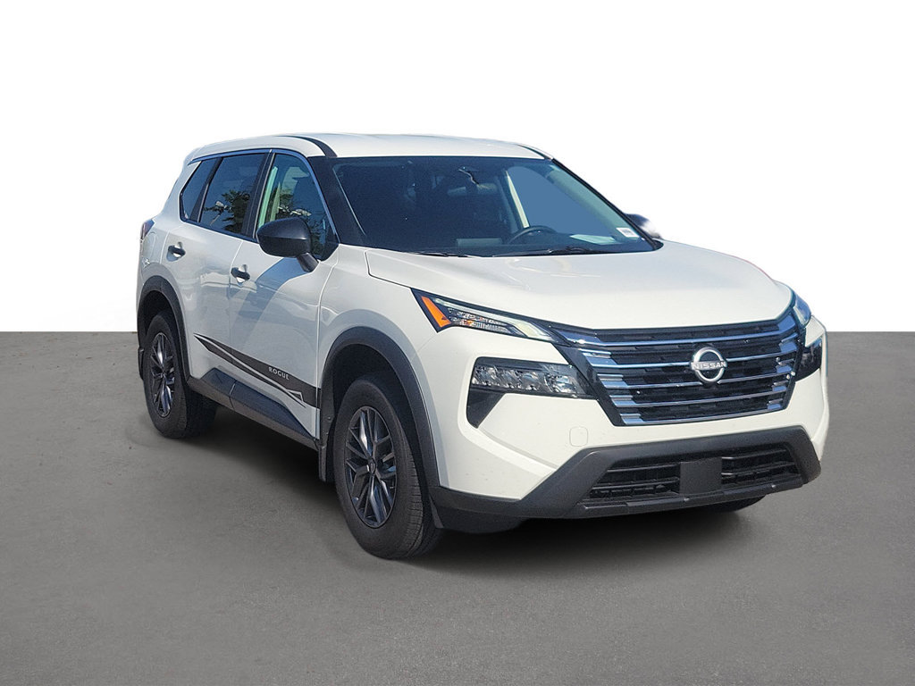 Certified 2026 Nissan Rogue S FWD image 2