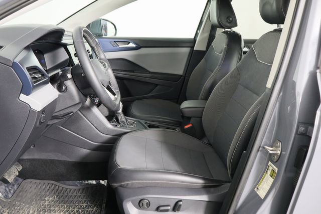 Used 2023 Volkswagen Taos SE image 16