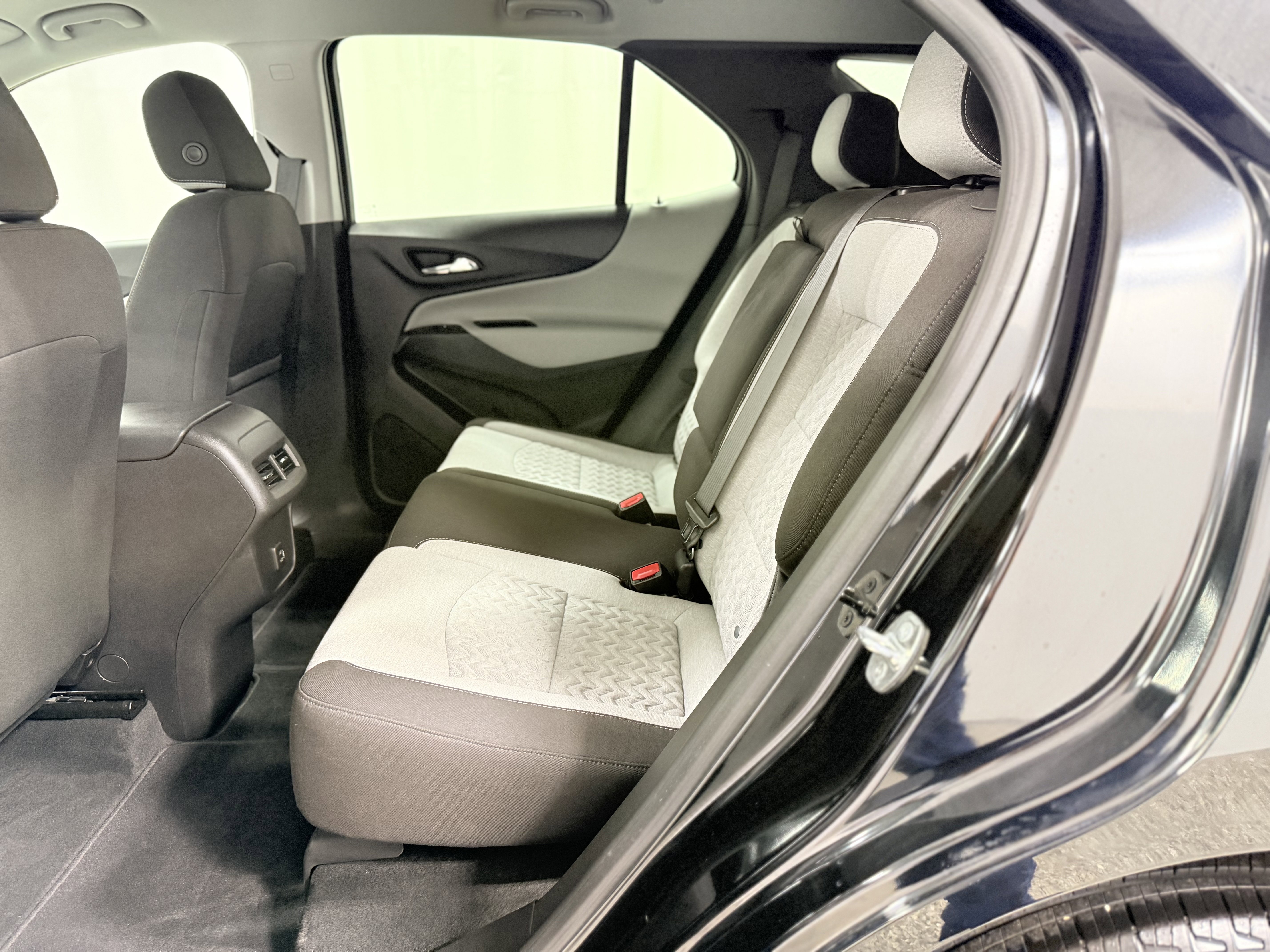 Certified 2024 Chevrolet Equinox LS w/ LS Convenience Package image 23