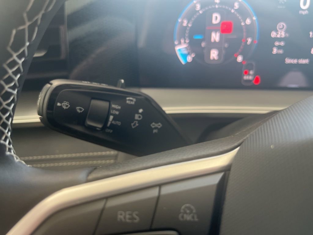 New 2026 Volkswagen Tiguan SE AWD/4WD image 20