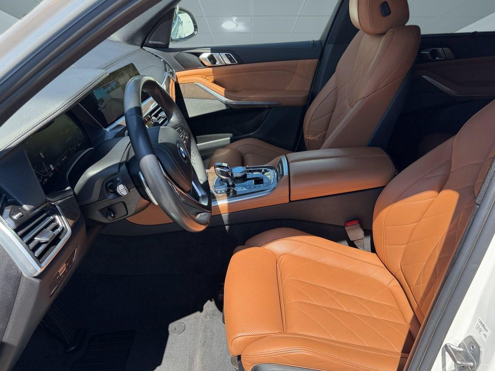 Used 2023 BMW X5 xDrive45e w/ Executive Package AWD/4WD image 5
