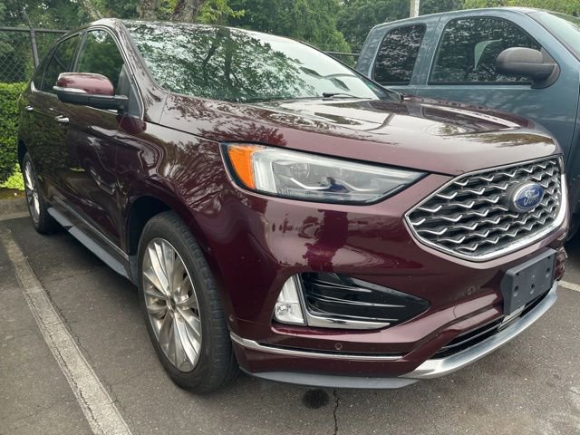 Used 2020 Ford Edge Titanium w/ Equipment Group 301A AWD/4WD image 2