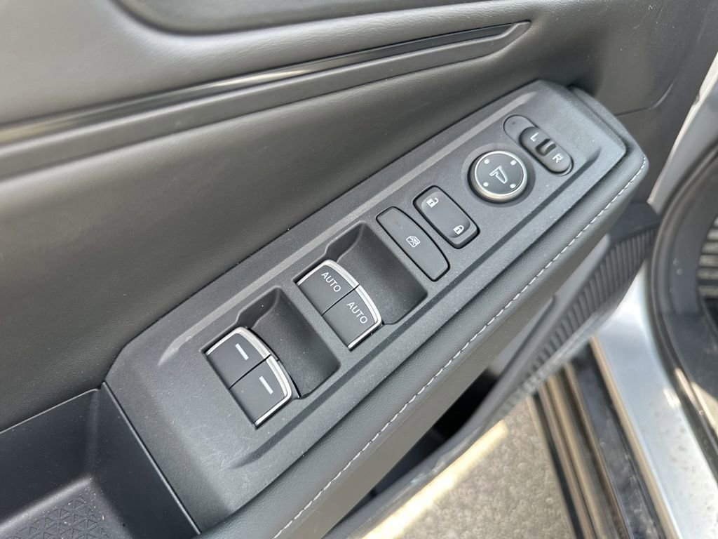 Used 2025 Honda Accord Sport image 16