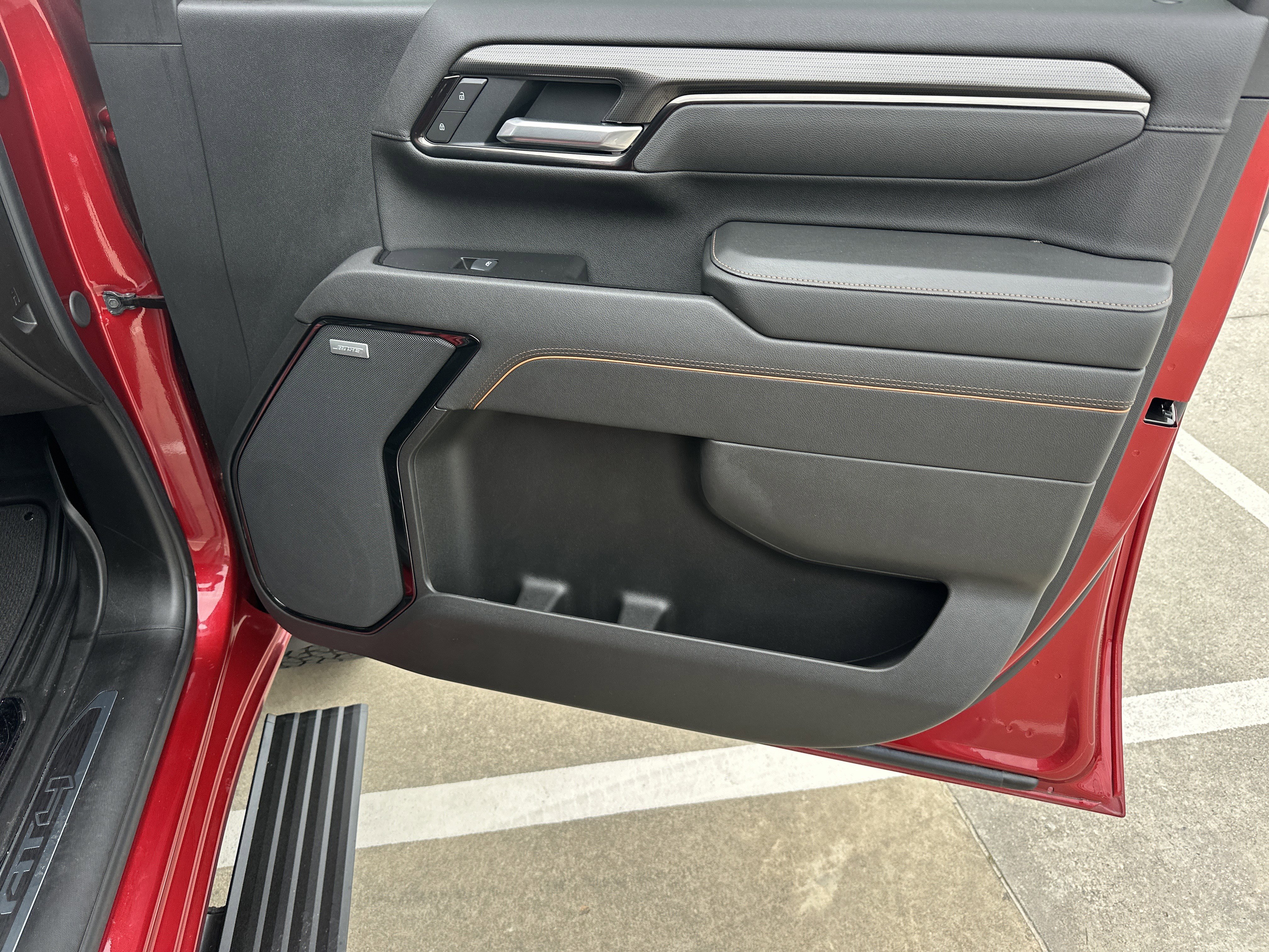 Certified 2025 GMC Sierra 2500 AT4 w/ AT4 Premium Plus Package image 15