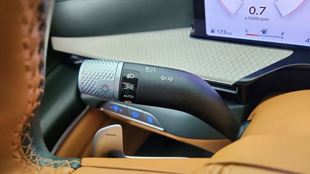 Used 2025 Genesis GV80 3.5T Prestige image 43