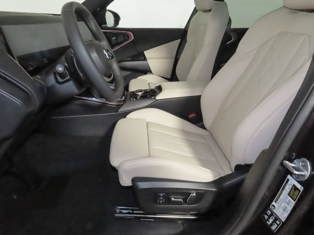 Used 2025 BMW X3 xDrive30 w/ Premium Package AWD/4WD image 12