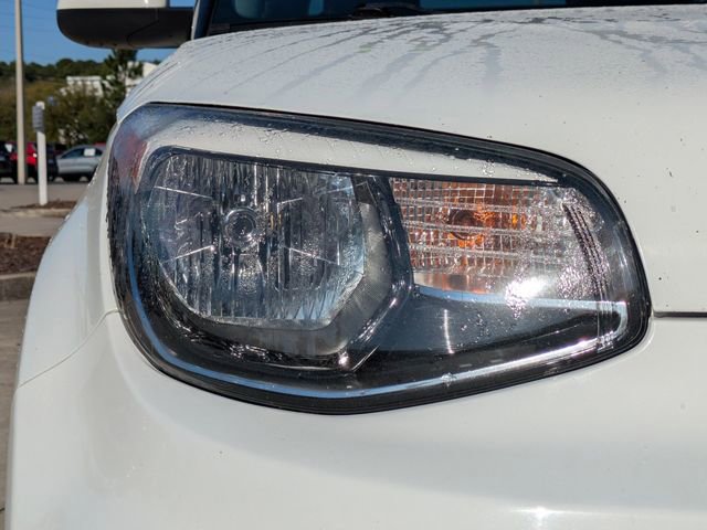 Used 2018 Kia Soul + image 10
