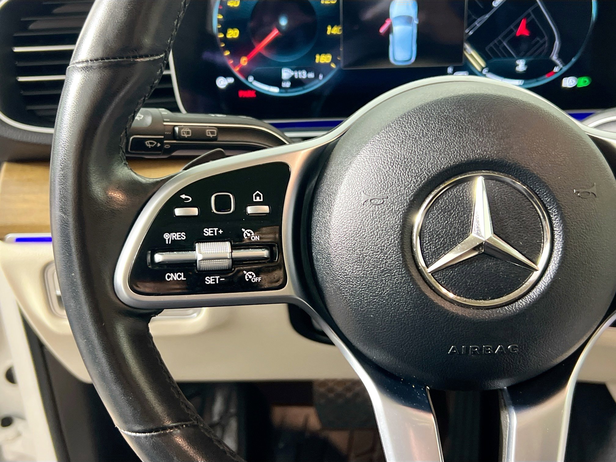 Used 2022 Mercedes-Benz GLE 350 4MATIC image 18