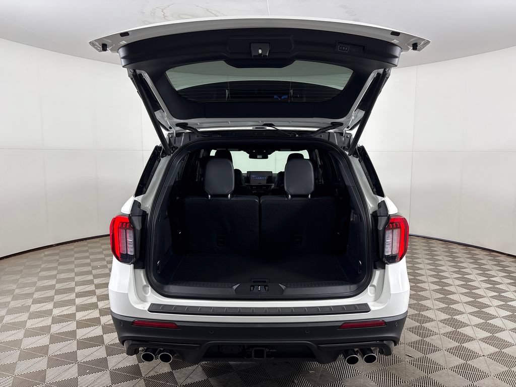 New 2027 Ford Explorer ST RWD image 32