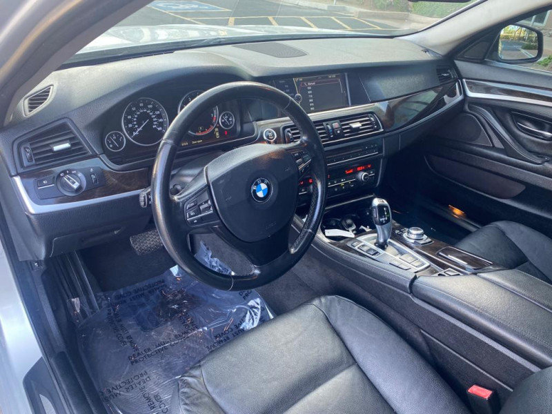 Used 2012 BMW 528i xDrive Sedan AWD/4WD image 10