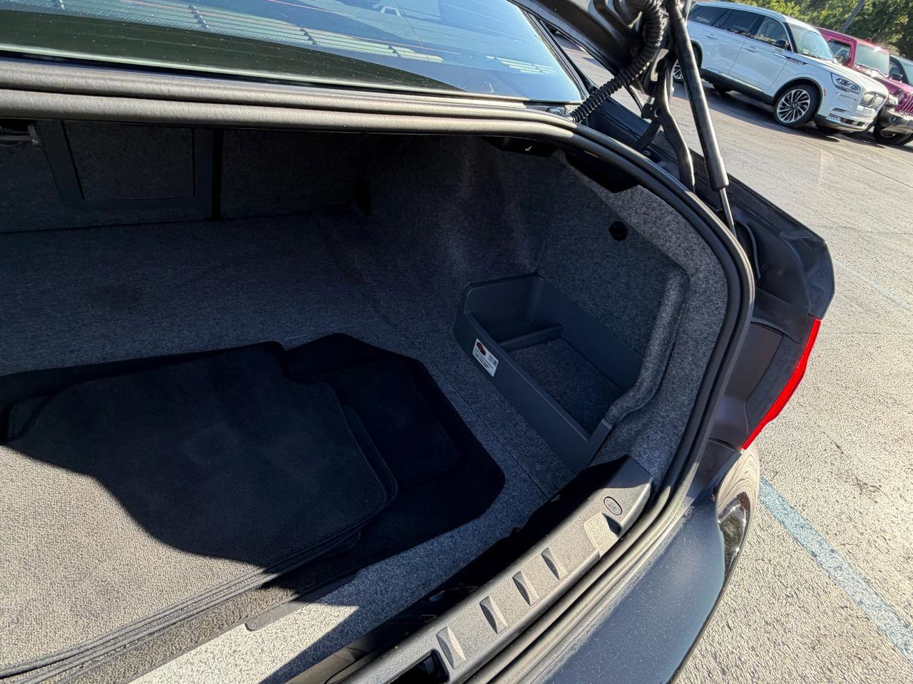 Used 2013 BMW M3 Coupe RWD image 36