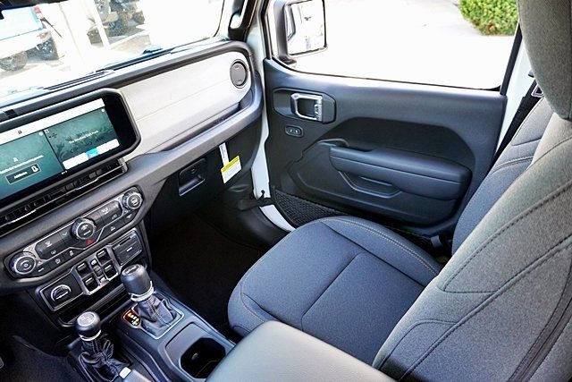 New 2026 Jeep Wrangler Unlimited Sport S image 26