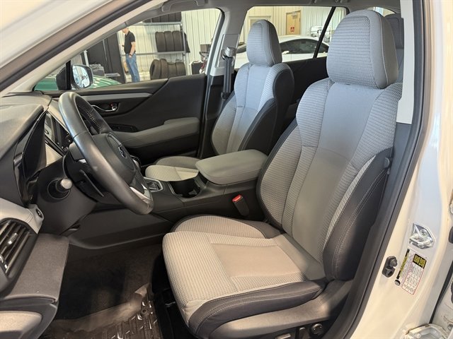 Used 2024 Subaru Outback Premium image 11