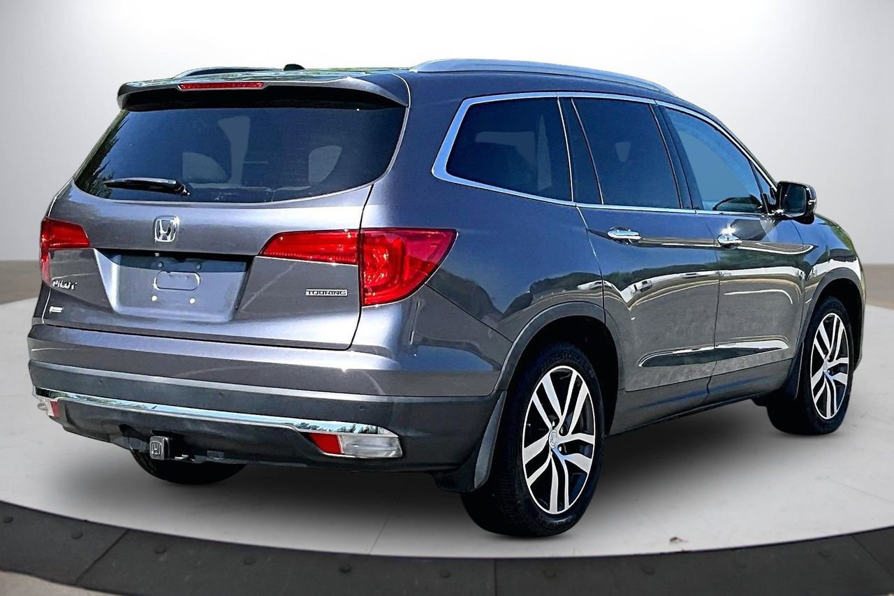 Used 2016 Honda Pilot Touring image 9
