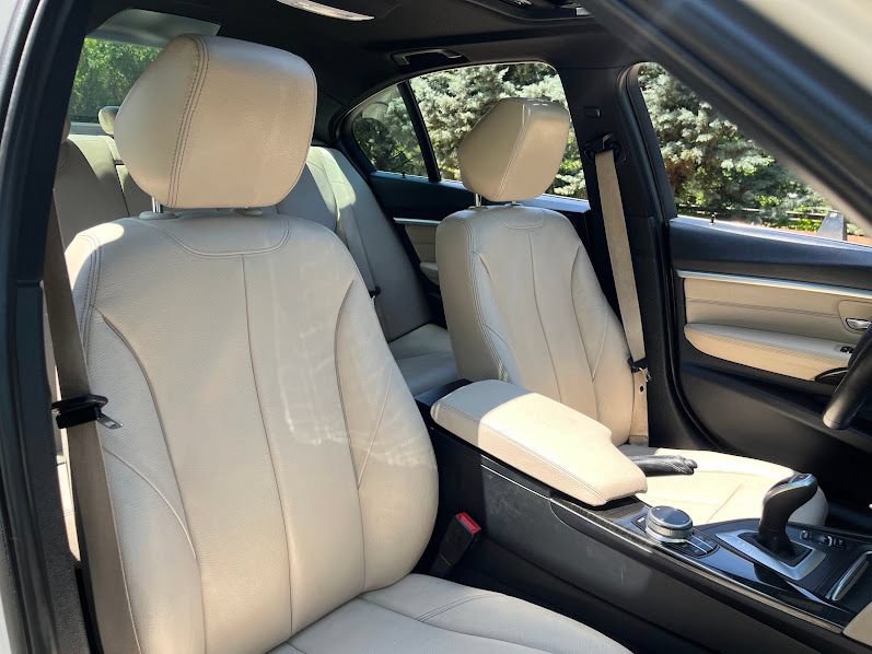 Used 2018 BMW 340i xDrive Sedan w/ Premium Package AWD/4WD image 40