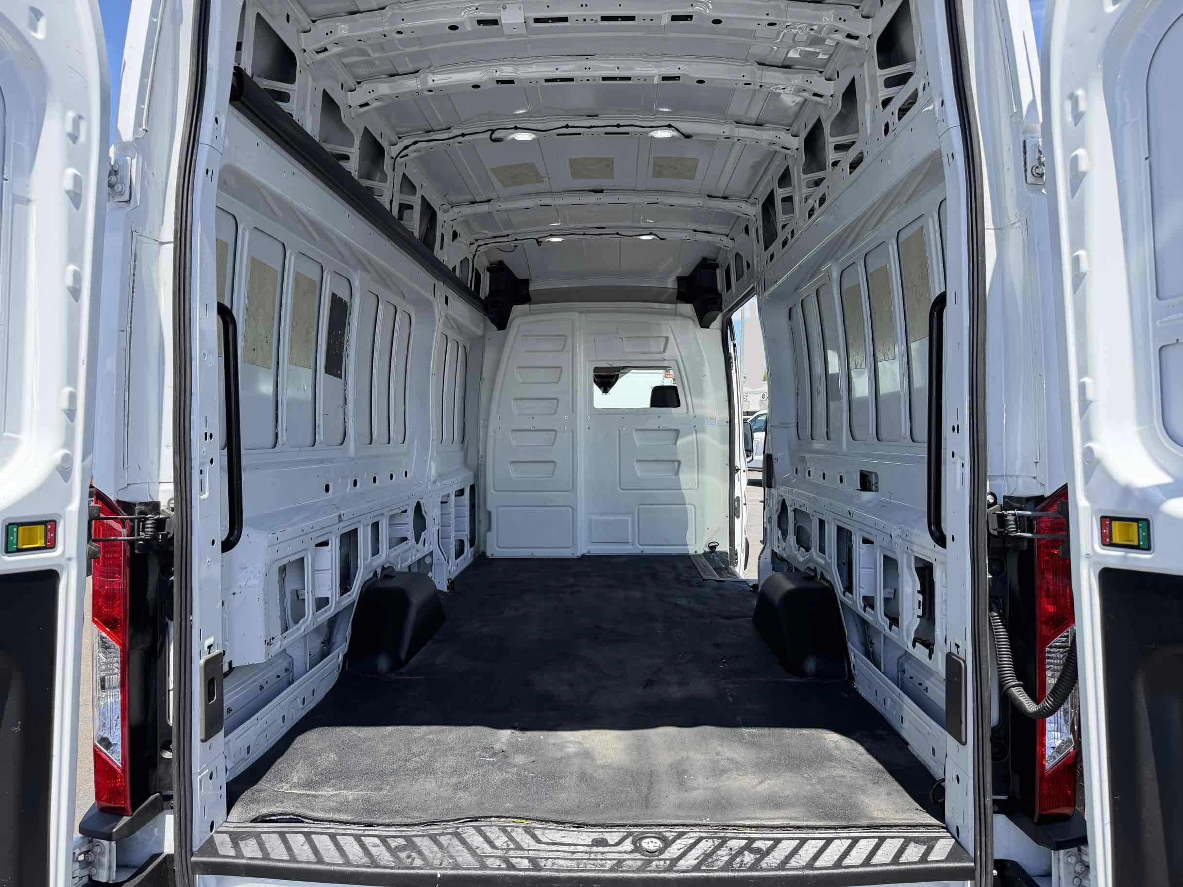 Used 2021 Ford Transit 350 148 High Roof Extended RWD image 12