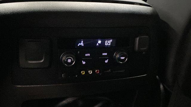Used 2016 Chevrolet Tahoe LTZ AWD/4WD image 38