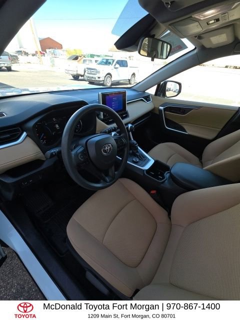 Used 2025 Toyota RAV4 LE image 12